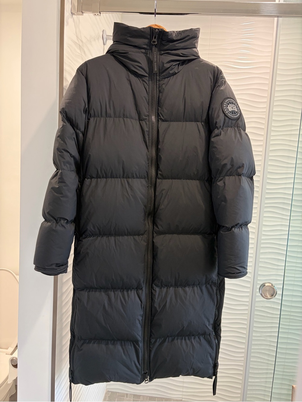 Canada Goose Black Label Lawrence Long Puffer Parka